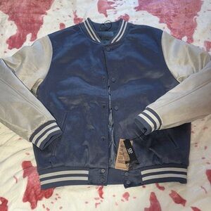 Stylish Men's Blue and Gray Bomber Jacket
